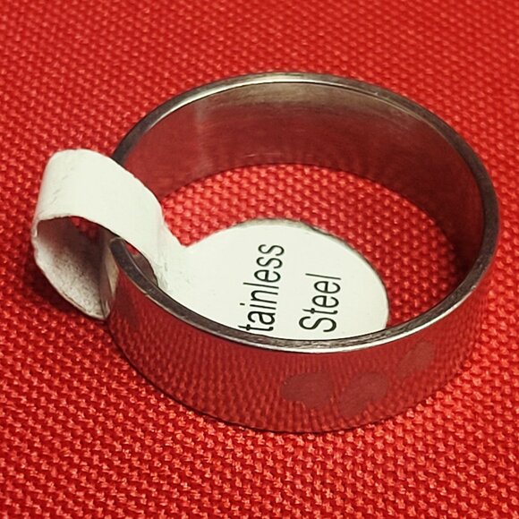 Stainless Steel Hearts Ring Size 21 Silver Tone Unisex - Picture 2 of 12